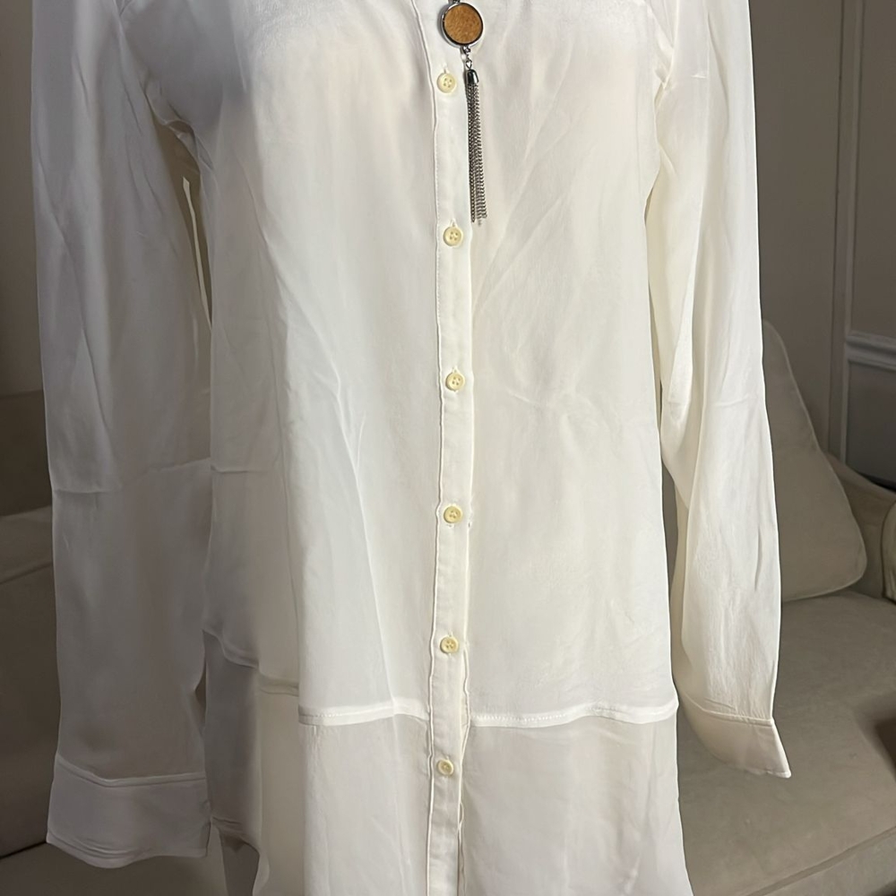 White Button-Up Blouse - Picture 2 of 8